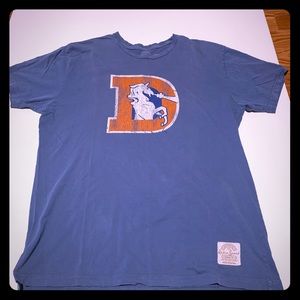 Vintage Denver Broncos T-shirt